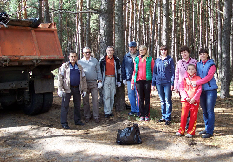 Профорганизации приняли участие в общегородском субботнике 